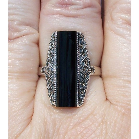 925 STERLING SILVER Tall Black Onyx & Marcasite Ring - Picture 4 of 15